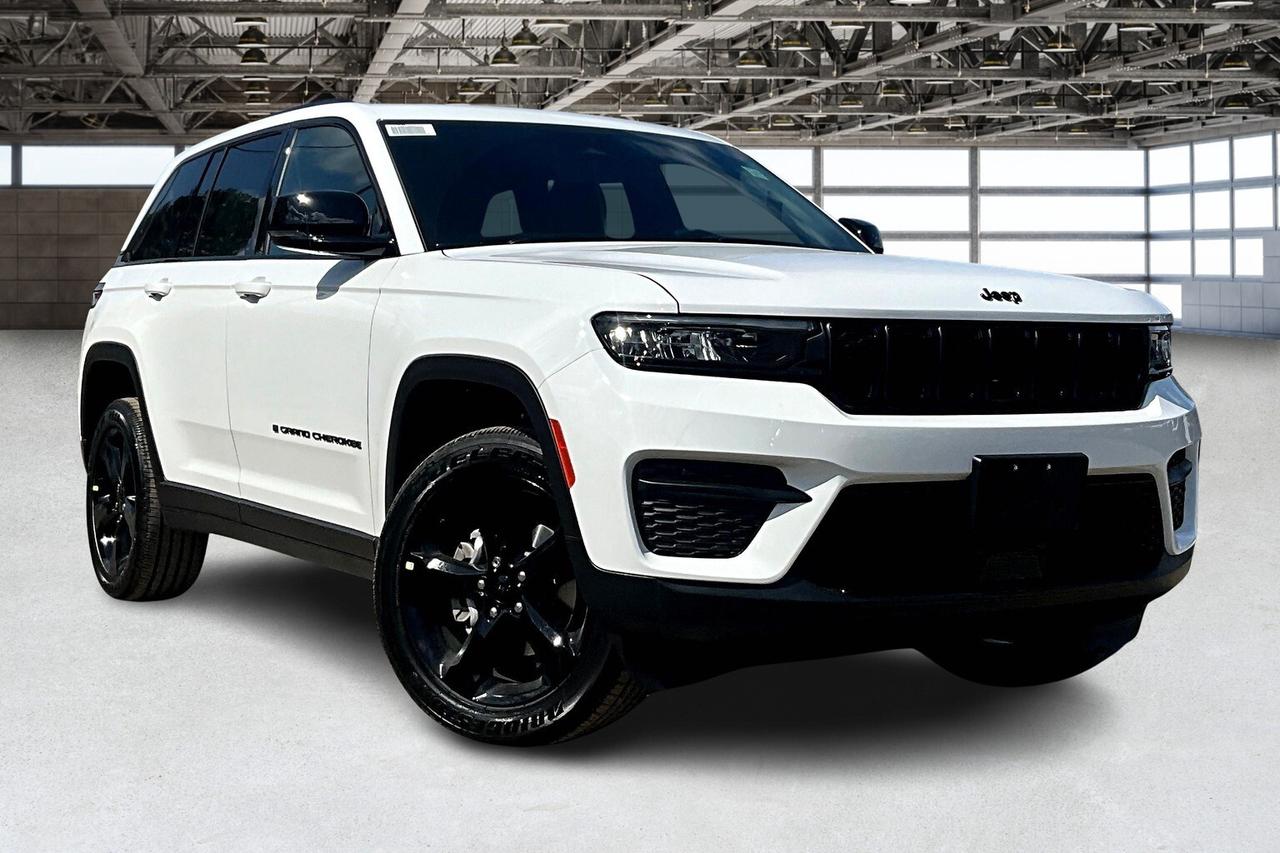 2025 Jeep Grand Cherokee ALTITUDE | Leather | 20" Wheels | 4X4 Photo