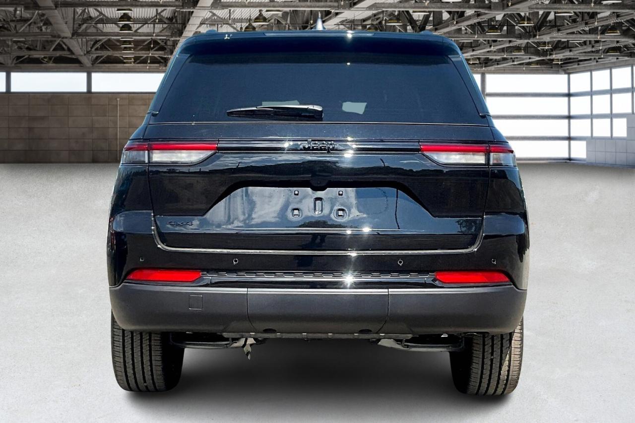 2025 Jeep Grand Cherokee ALTITUDE 4X4 | Leather | 20" Wheels | R Starter Photo3