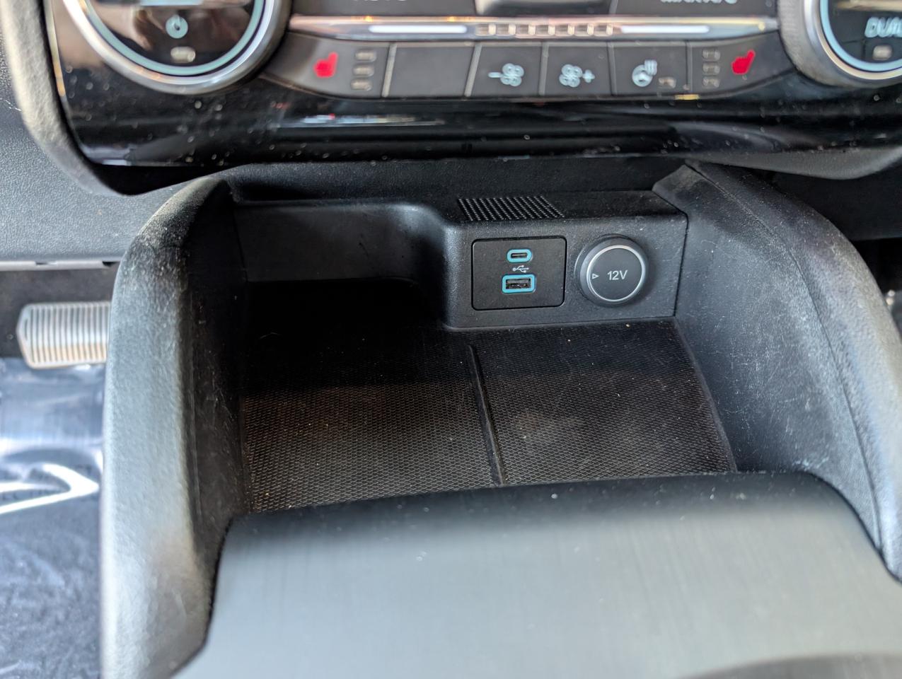 2021 Ford Escape SEL Photo