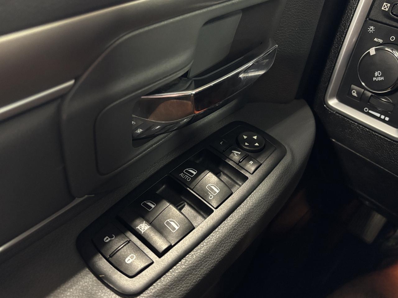 2015 RAM 1500 SLT|ECODIESEL|4WD|CREW|BEDLINER|BEDCOVER|SIDESTEPS - Photo #14