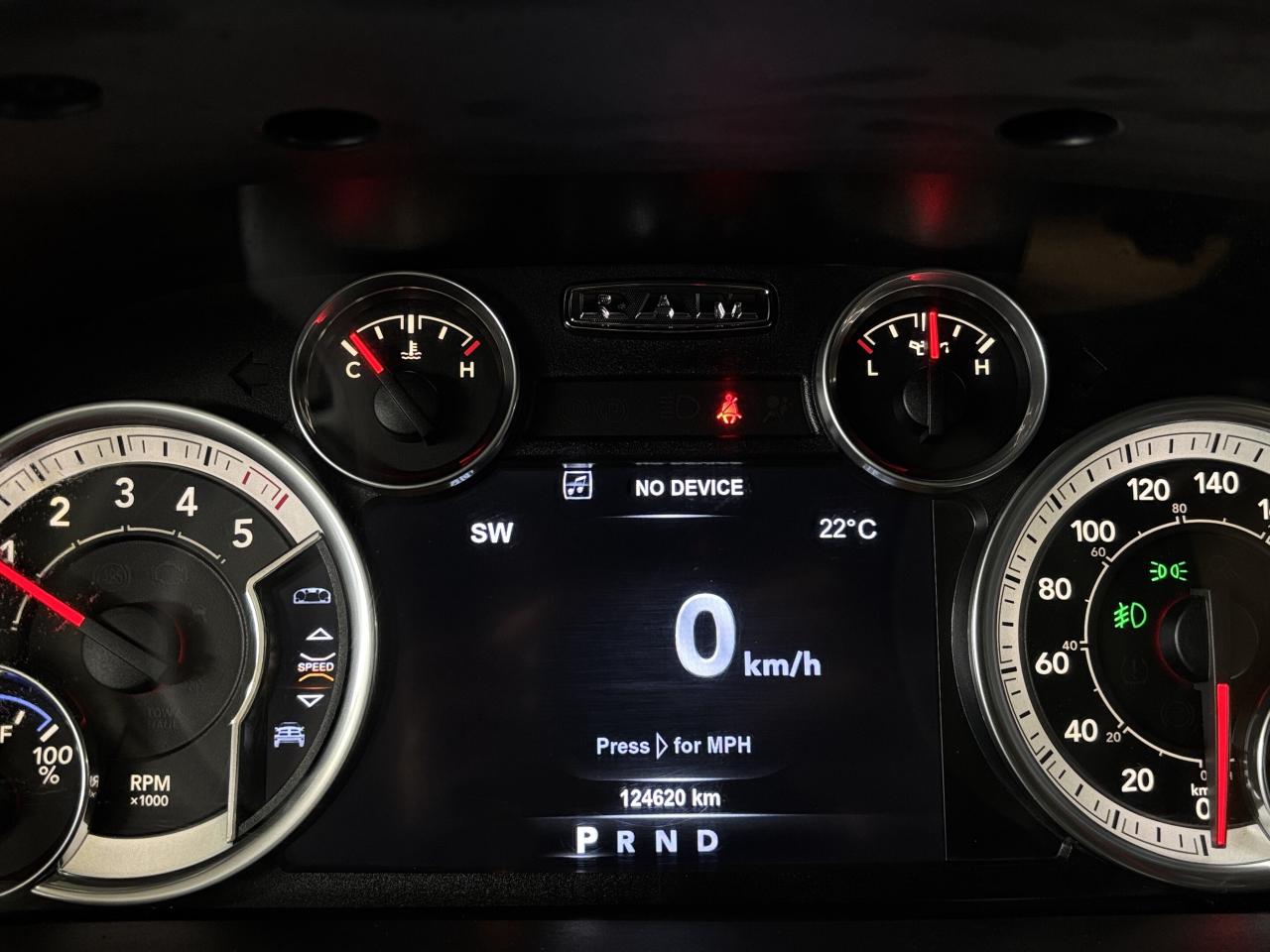 2015 RAM 1500 SLT|ECODIESEL|4WD|CREW|BEDLINER|BEDCOVER|SIDESTEPS - Photo #21