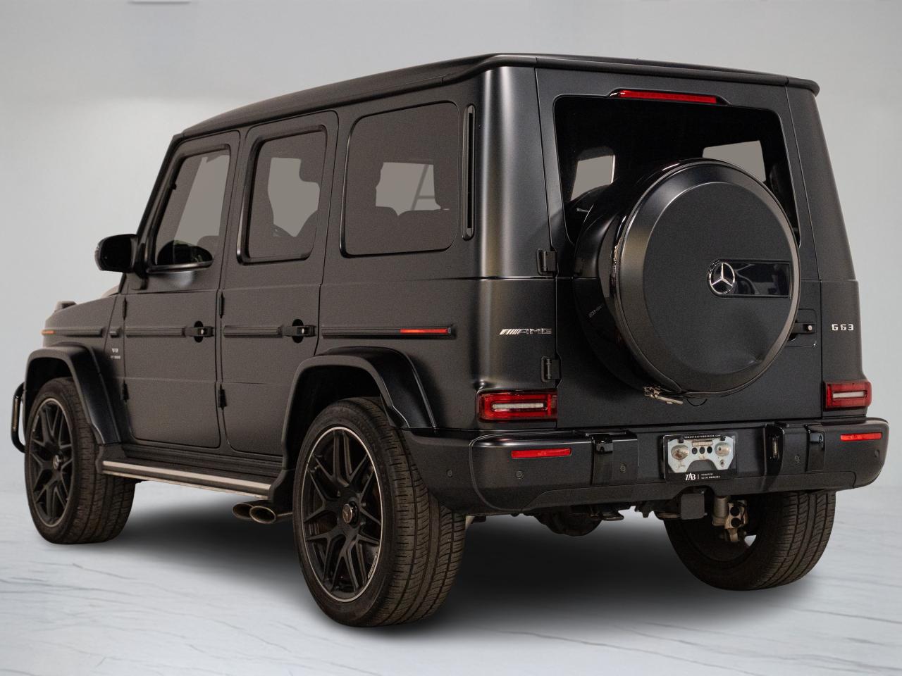 2020 Mercedes-Benz G-Class 63 AMG | EXCLUSIVE PKG | CARBON FIBRE PKG | 22 IN Photo4