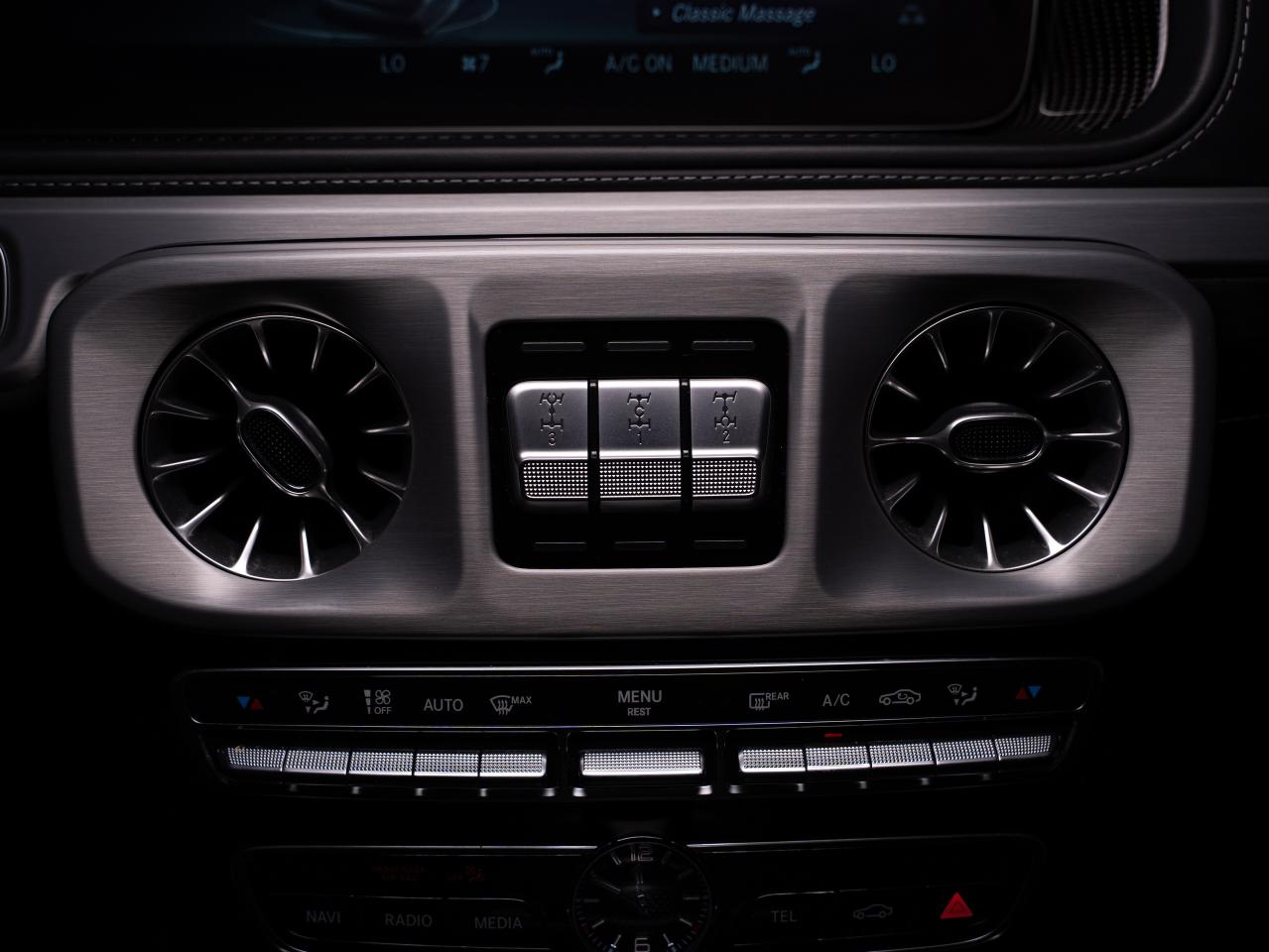 2020 Mercedes-Benz G-Class 63 AMG | EXCLUSIVE PKG | CARBON FIBRE PKG | 22 IN Photo