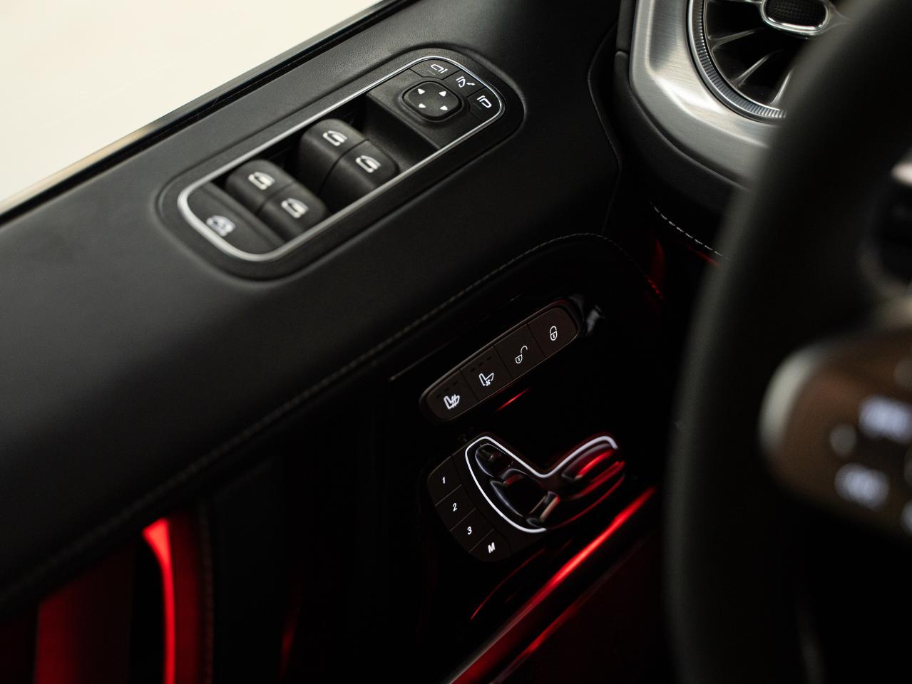 2020 Mercedes-Benz G-Class 63 AMG | EXCLUSIVE PKG | CARBON FIBRE PKG | 22 IN Photo