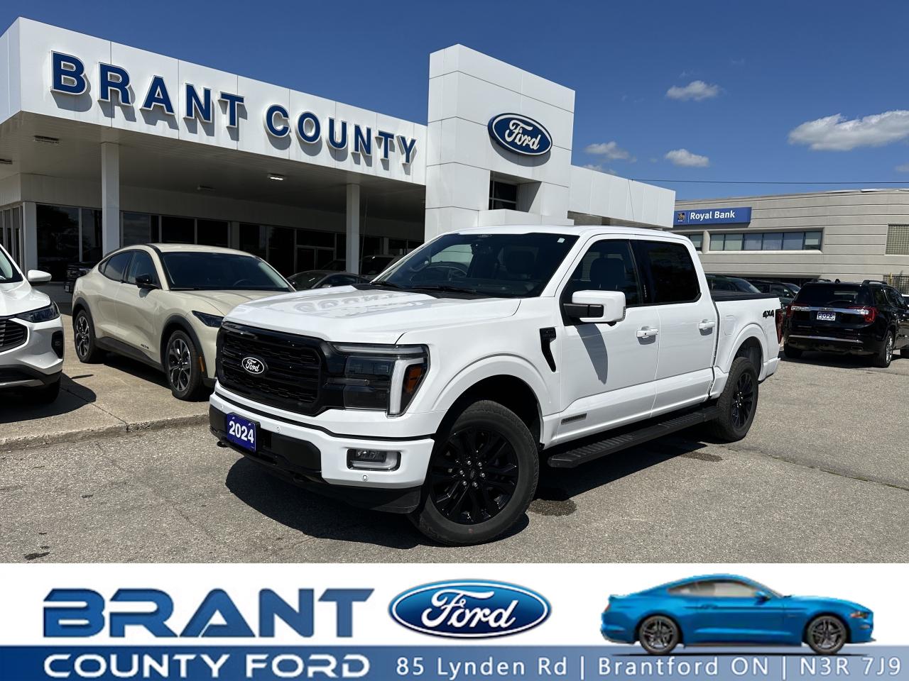 2024 Ford F-150 LARIAT | HYBRID | MOONROOF | BLACK APPEARANCE | Photo0