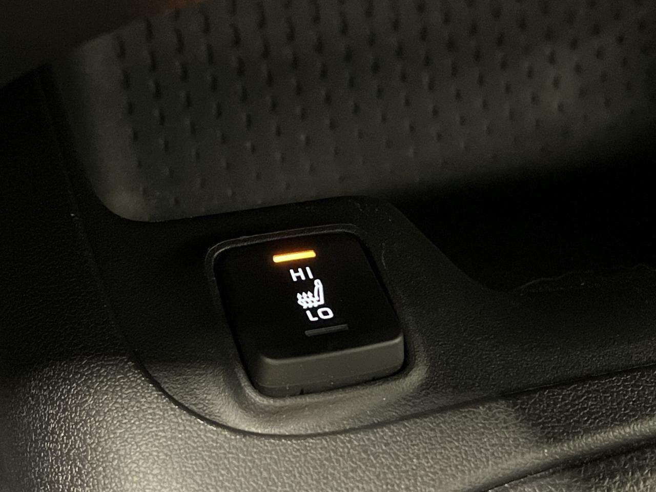 2024 Toyota Corolla AUTOMATIC | ONLY 8,800KMS! | HEATED SEATS |CARPLAY Photo