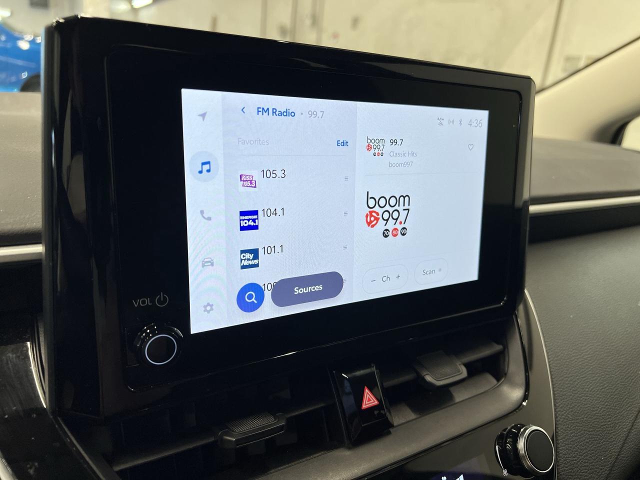 2024 Toyota Corolla AUTOMATIC | ONLY 8,800KMS! | HEATED SEATS |CARPLAY Photo