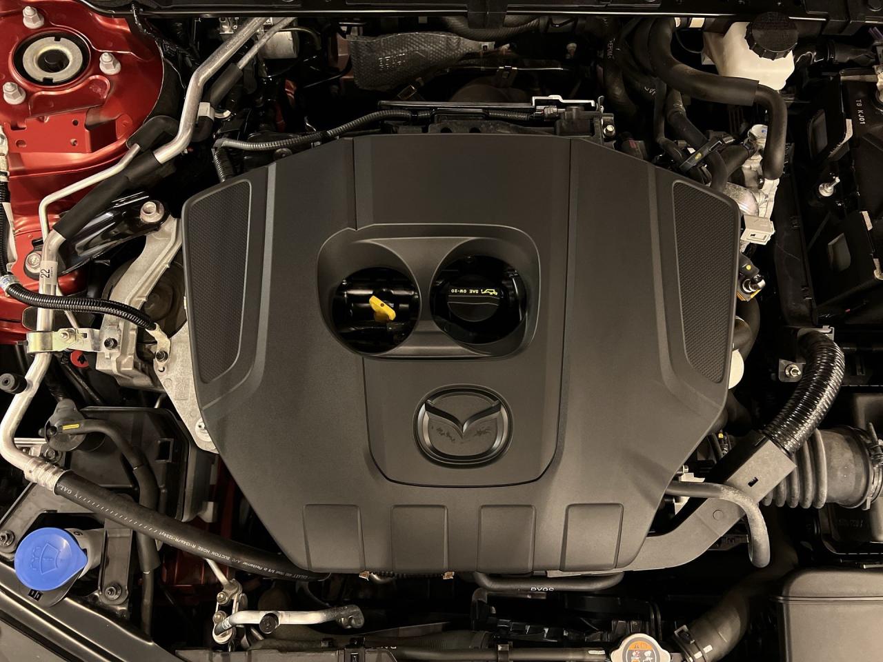 2024 Mazda MAZDA3 LOW KMS |HEATED SEATS | CARPLAY | ALLOYS Photo