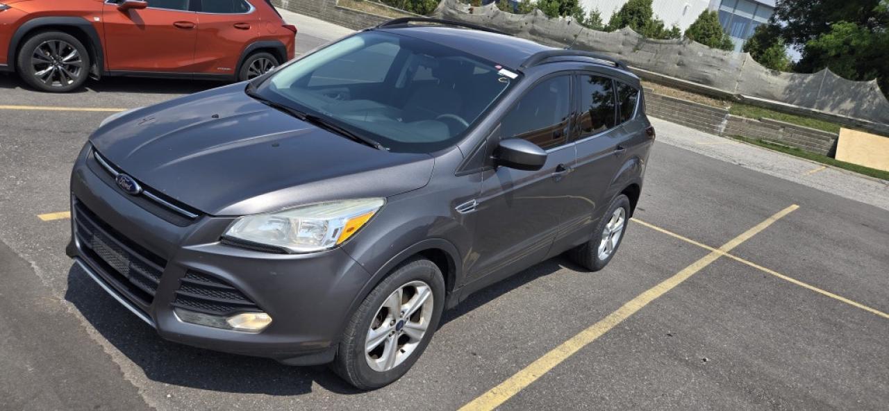 Used 2014 Ford Escape SE 4dr 4x4 Automatic for sale in Mississauga, ON