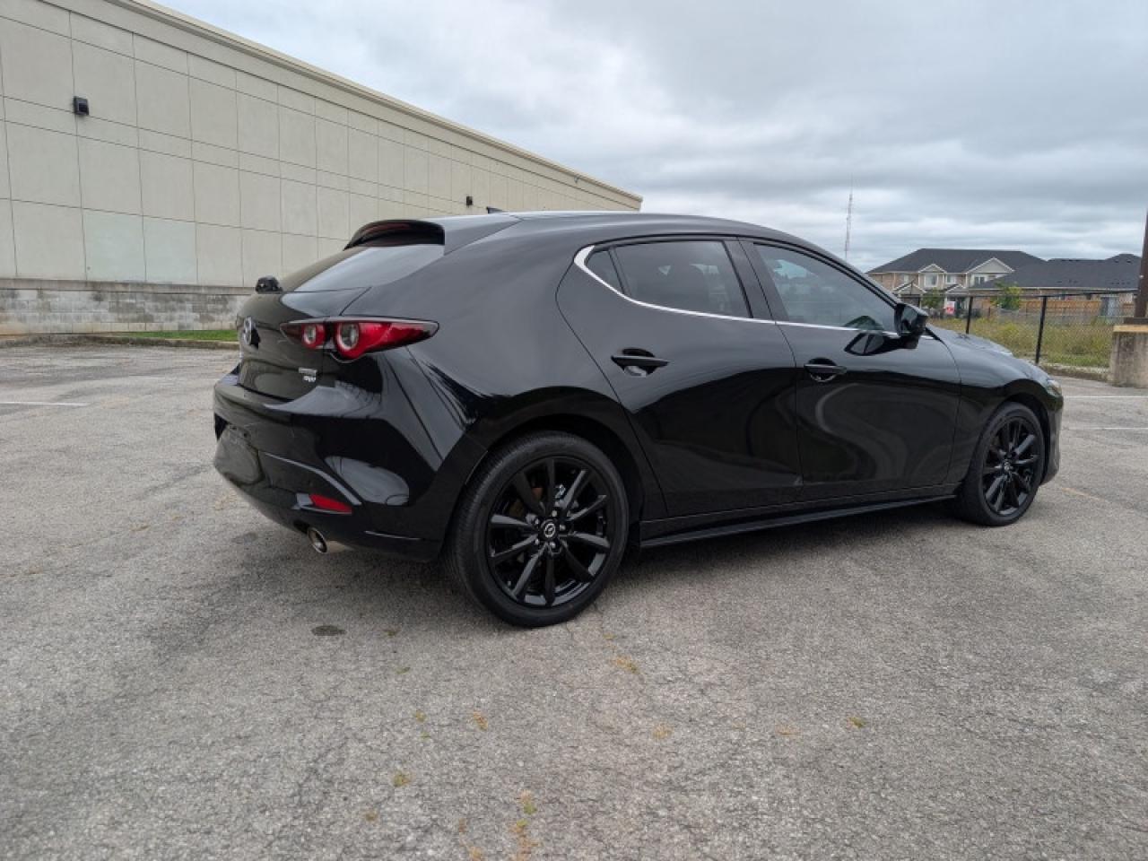 2023 Mazda MAZDA3 Sport GT w/Turbo i-ACTIV AWD  **PRISTINE** Photo