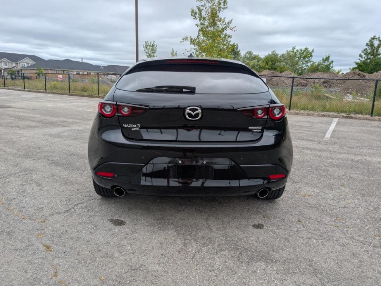 2023 Mazda MAZDA3 Sport GT w/Turbo i-ACTIV AWD  **PRISTINE** Photo3