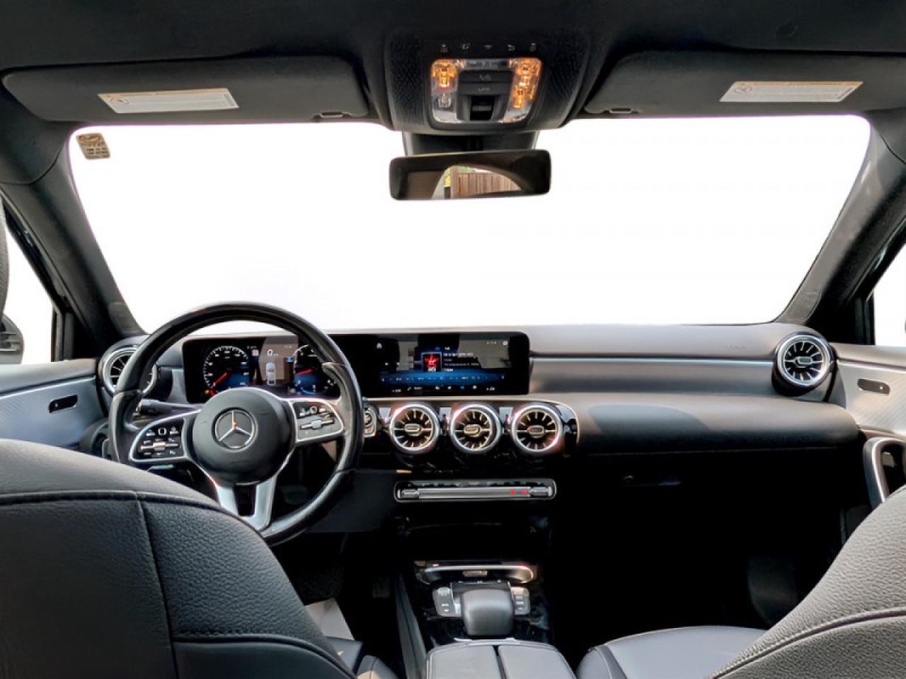 2022 Mercedes-Benz A 220 4MATIC Sedan  **BLIND SPOT - SUNROOF** Photo