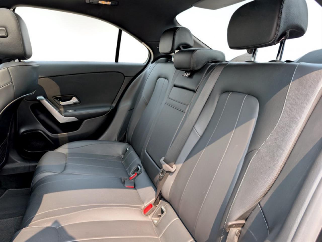 2022 Mercedes-Benz A 220 4MATIC Sedan  **BLIND SPOT - SUNROOF** Photo