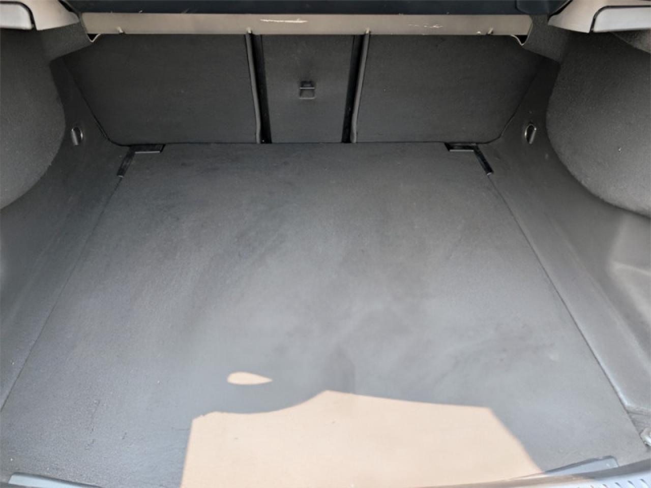 2022 Mercedes-Benz A 220 4MATIC Sedan  **BLIND SPOT - SUNROOF** Photo