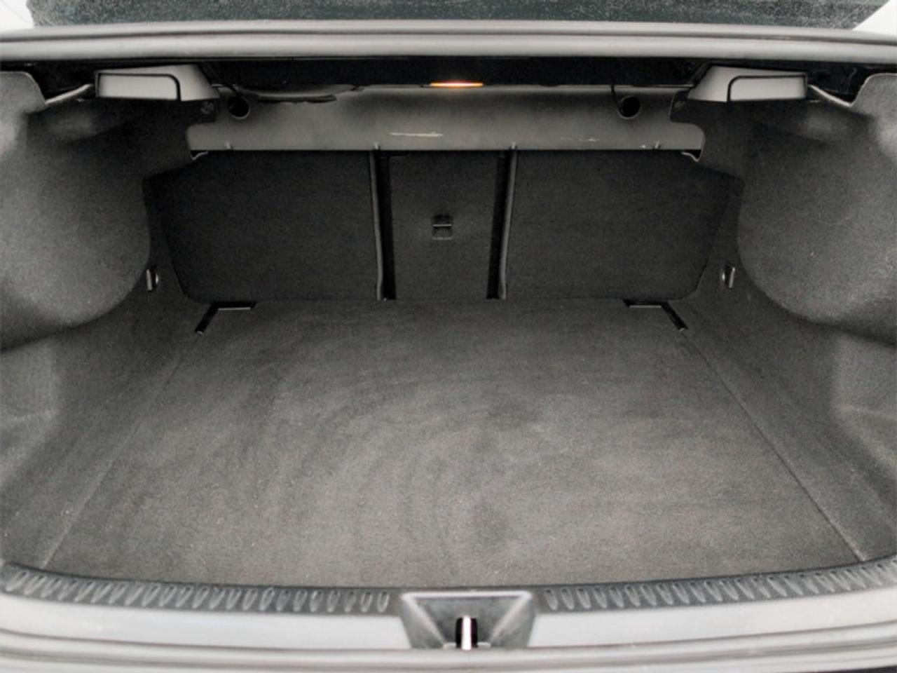 2022 Mercedes-Benz A 220 4MATIC Sedan  **BLIND SPOT - SUNROOF** Photo