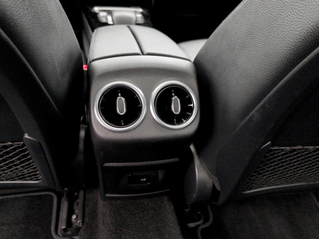 2022 Mercedes-Benz A 220 4MATIC Sedan  **BLIND SPOT - SUNROOF** Photo