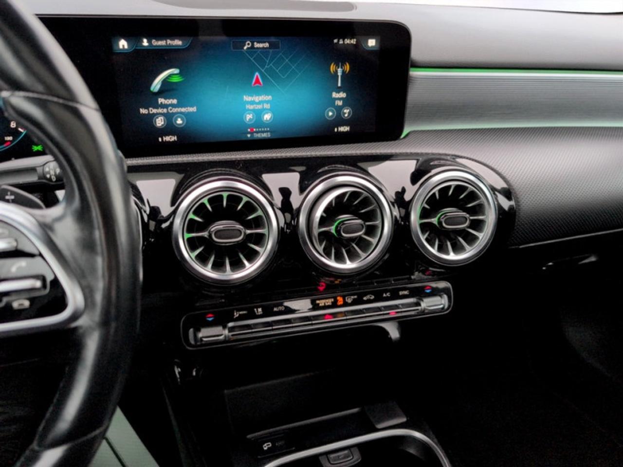 2022 Mercedes-Benz A 220 4MATIC Sedan  **BLIND SPOT - SUNROOF** Photo