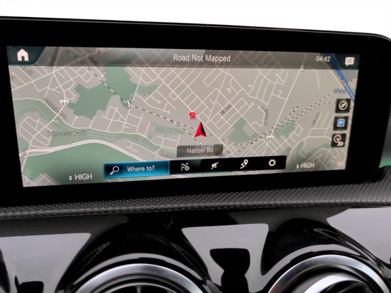 2022 Mercedes-Benz A 220 4MATIC Sedan  **BLIND SPOT - SUNROOF** Photo