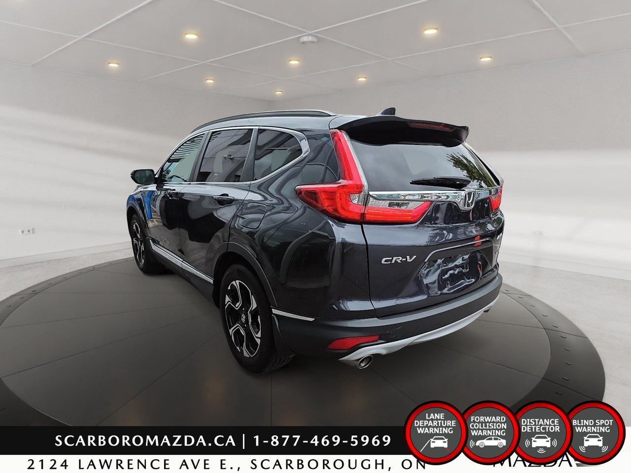 2019 Honda CR-V Touring Photo3