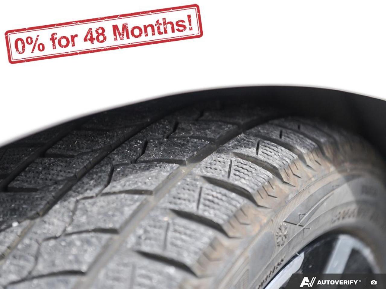 2023 Nissan Versa SR Photo