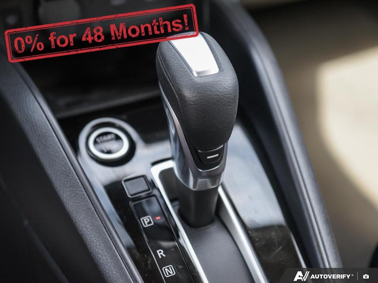 2023 Nissan Versa SR Photo