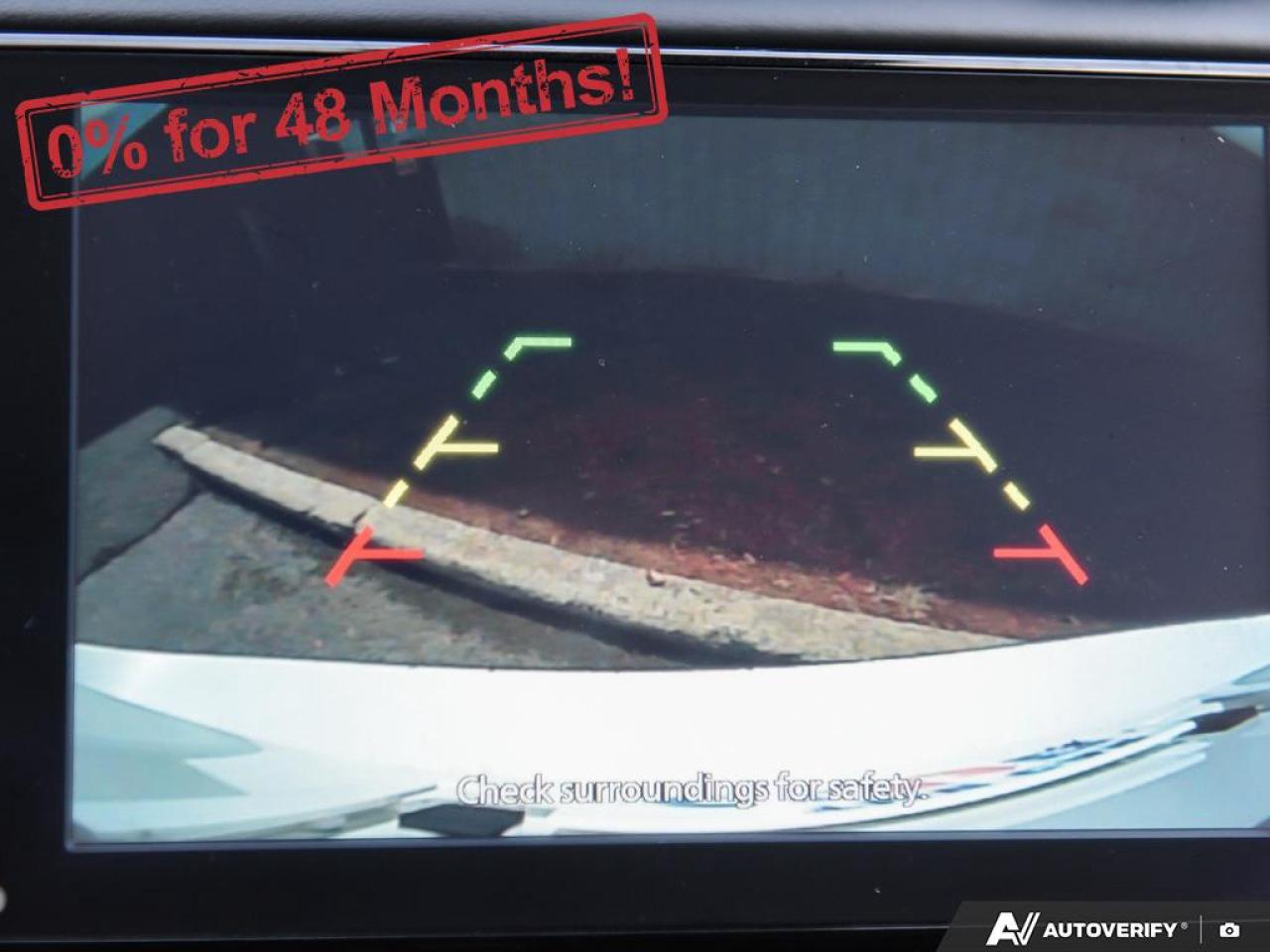 2023 Nissan Versa SR Photo