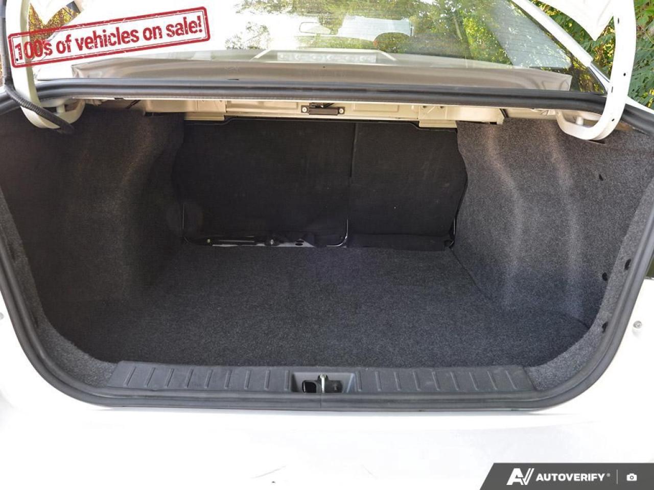 2023 Nissan Versa SR