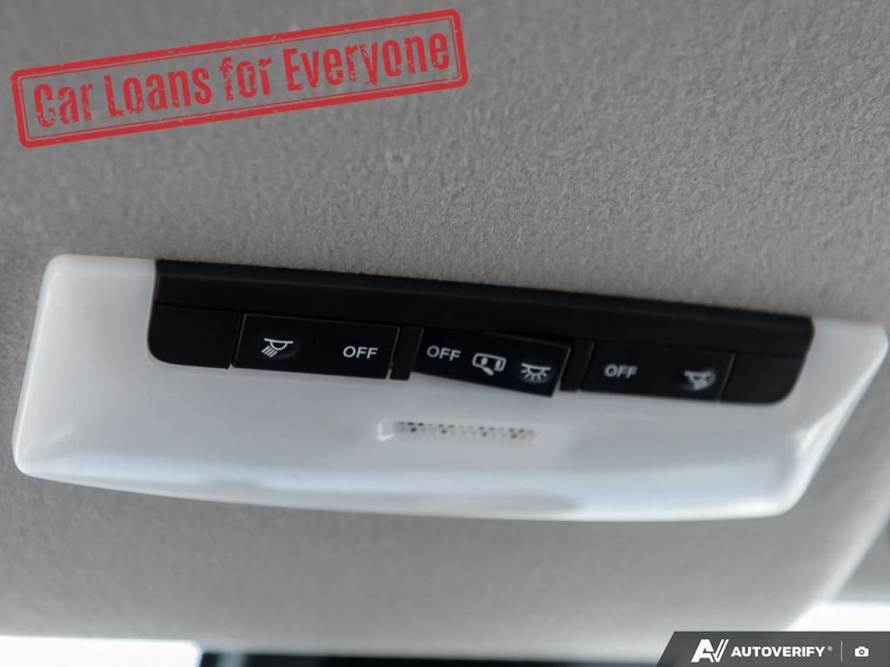 2023 Nissan Versa SR