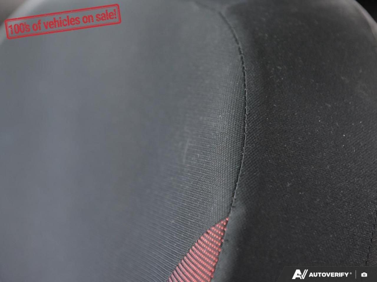 2023 Nissan Versa SR Photo