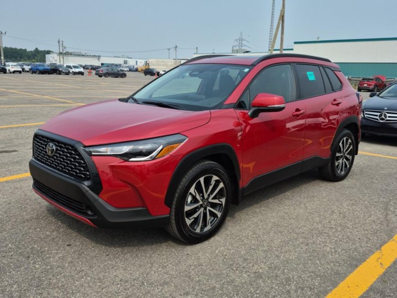Used 2024 Toyota Corolla Cross LE Premium AWD | Sunroof | Heated Wheel + Seats | Adaptive Cruise | CarPlay + Android | Rear Camera for sale in Guelph, ON