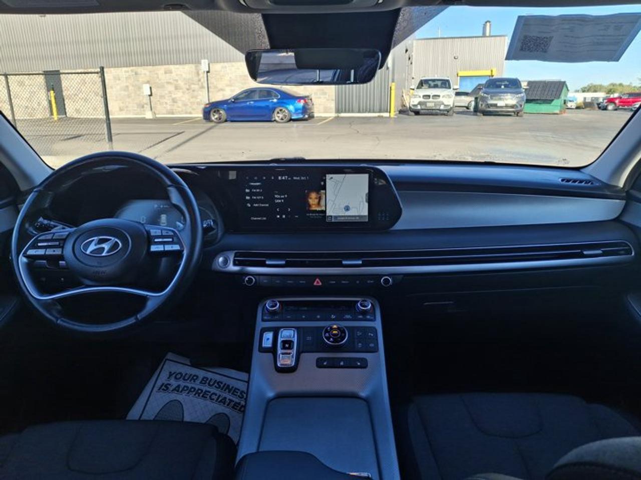 2023 Hyundai PALISADE Preferred AWD | Sunroof | Adaptive Cruise | Apple CarPlay | Android Auto | Remote Start | and More Photo