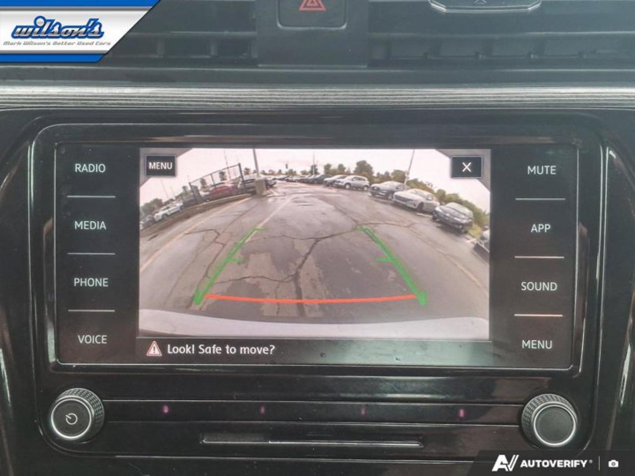 2020 Volkswagen Passat Highline | Leather | Sunroof | Heated Seats | Adaptive Cruise | Reverse Cam | Carplay | and More ! Photo