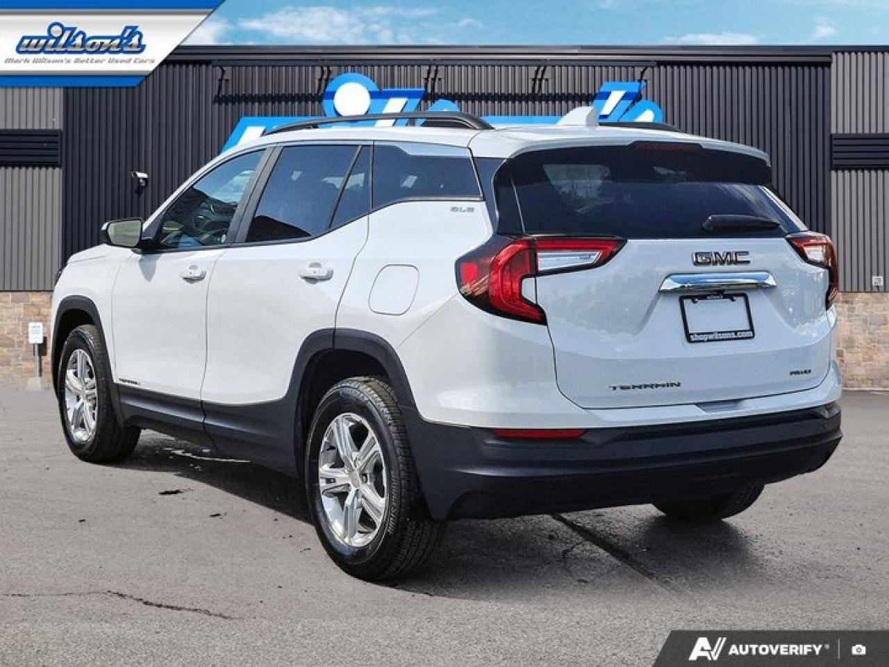 2024 GMC Terrain SLE AWD | Heated Seats | Pano Roof | Remote Start | Power Liftgate | Wireless Carplay | and More ! Photo2