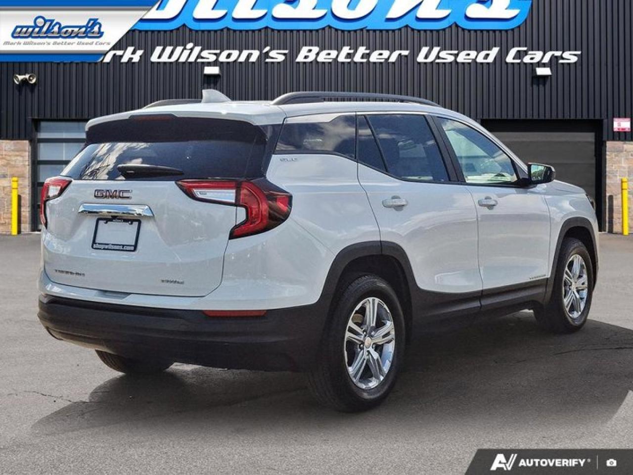 2024 GMC Terrain SLE AWD | Heated Seats | Pano Roof | Remote Start | Power Liftgate | Wireless Carplay | and More ! Photo4