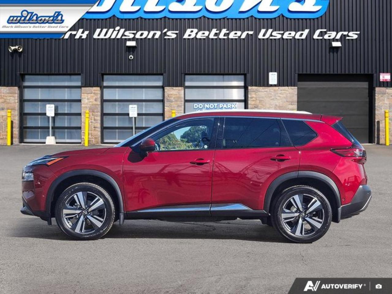 2023 Nissan Rogue SL AWD | Leather | Navi | Pano Roof | Heated Seats + Steering | Power Liftgate | Remote Start & More Photo