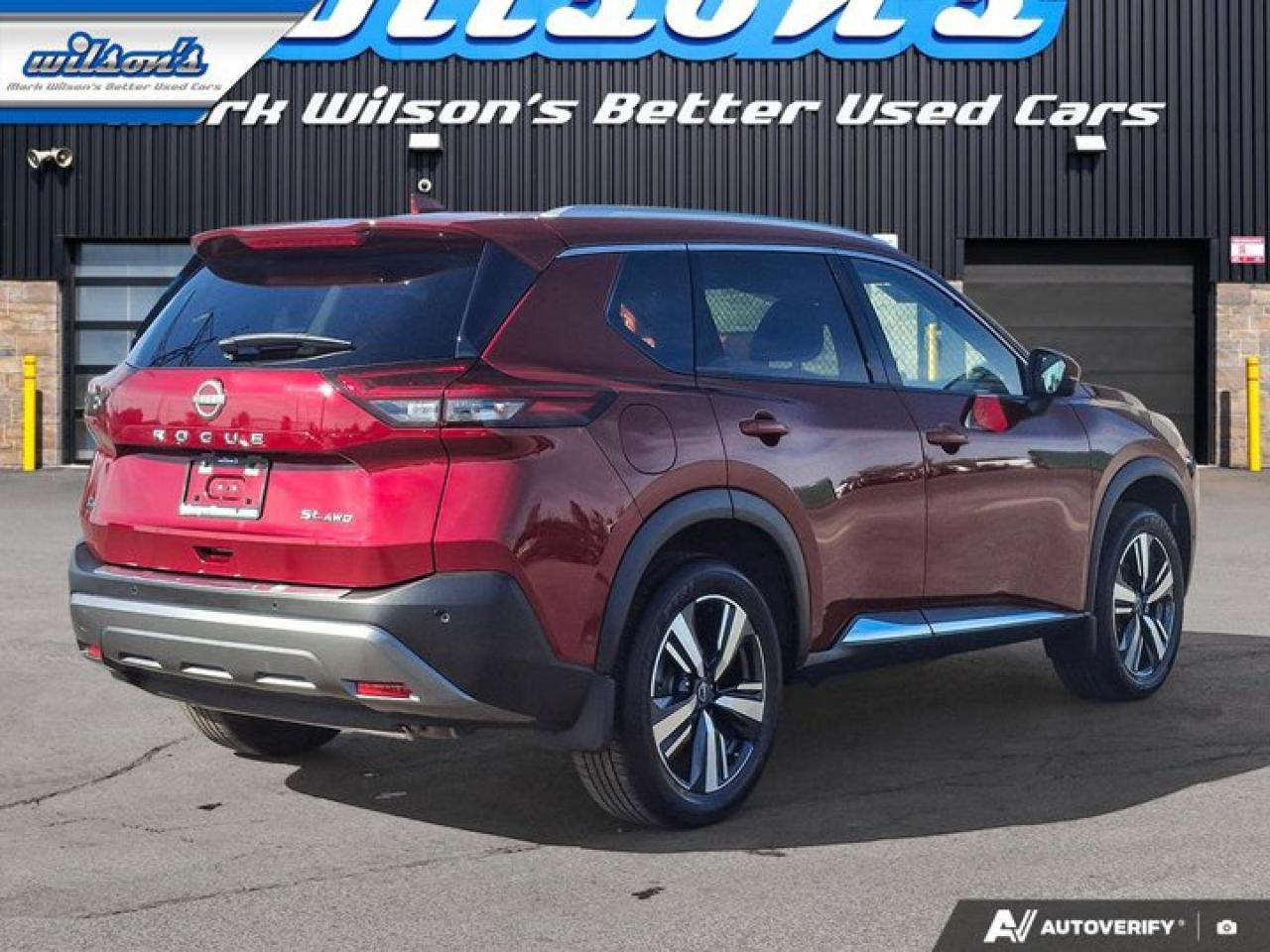 2023 Nissan Rogue SL AWD | Leather | Navi | Pano Roof | Heated Seats + Steering | Power Liftgate | Remote Start & More Photo