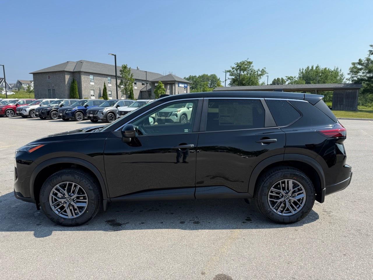 2026 Nissan Rogue AWD S Photo3