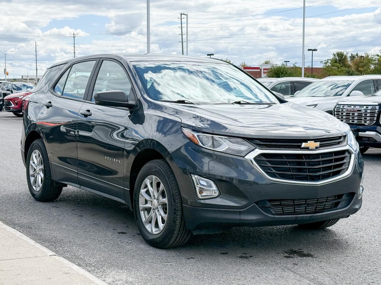 2021 Chevrolet Equinox 1.5L 4CYL LS AWD, HEATED FRONT SEATS, REMOTE VEHICLE START, HD REAR VISION CAMERA, 17" ALLOY WHEELS Photo