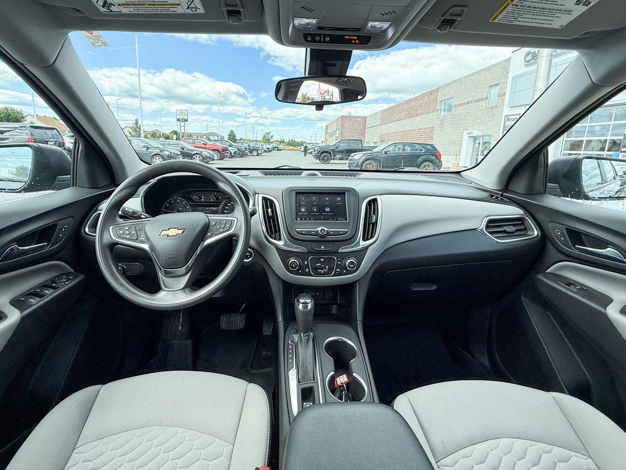 2021 Chevrolet Equinox 1.5L 4CYL LS AWD, HEATED FRONT SEATS, REMOTE VEHICLE START, HD REAR VISION CAMERA, 17" ALLOY WHEELS Photo