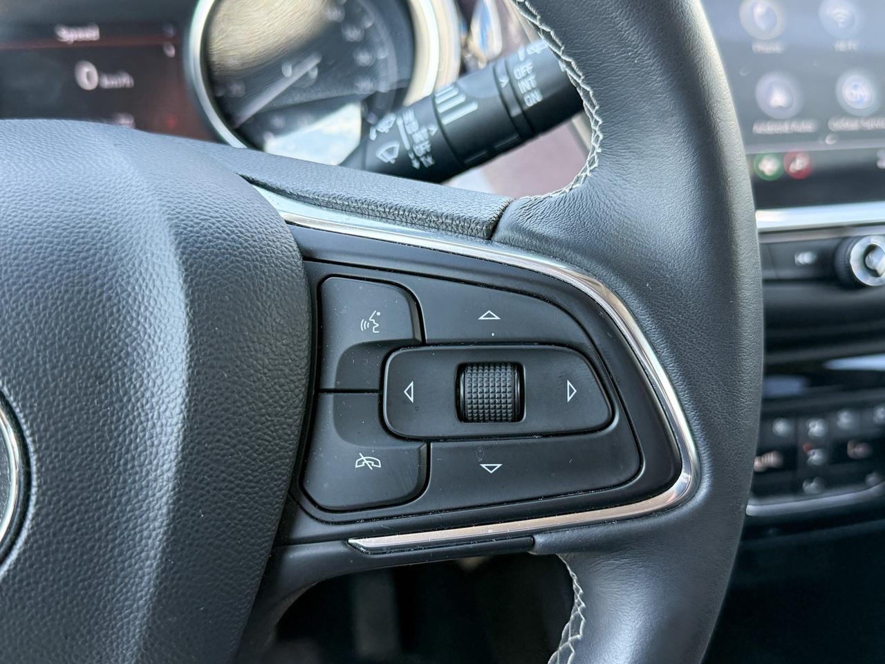 2023 Buick Encore GX Select CLEAN CARFAX, 1.3L 3CYL AWD, HEATED FRONTSEATS, REMOTE VEHICLE START, WIRELESS APPLE CARPLAY/ANDROID AUTO, REAR VISION CAMERA, 18" ALLOY WHEELS Photo