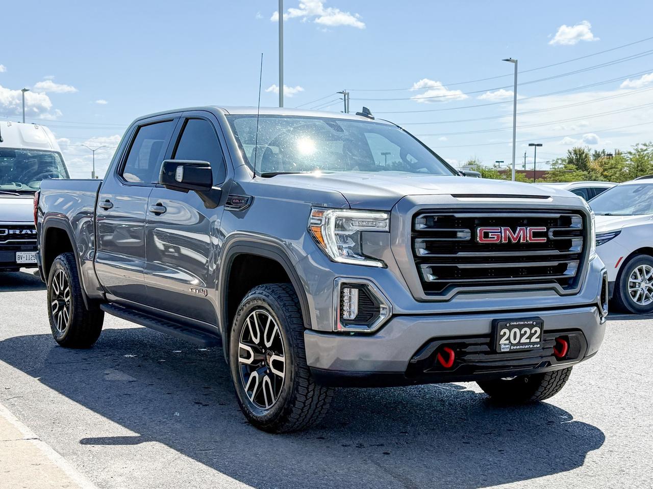 2022 GMC Sierra 1500 Limited AT4 6.2L V8, NAVIGATION, BOSE AUDIO, SUNROOF, HEATED & VENTILATED SEATS, HEATED STEERING WHEEL, REMOTE START/ENTRY, HD REAR VISION CAMERA Photo