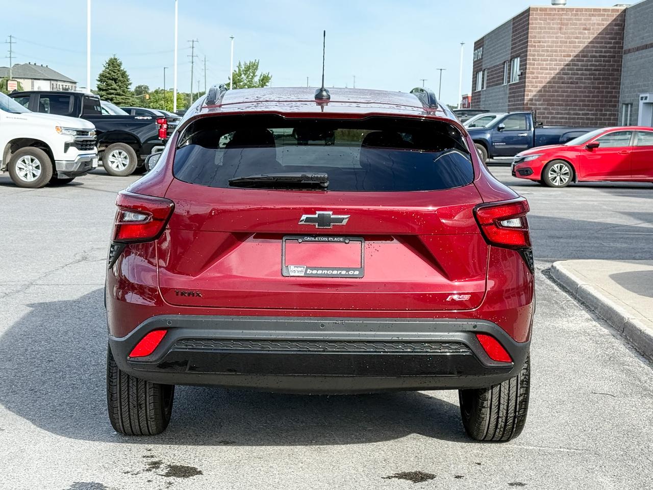 2025 Chevrolet Trax 2RS 1.2L 3 CYL WITH REMOTE START/ENTRY, HEATED SEATS, HEATED STEERING WHEEL, APPLE CARPLAY AND ANDROID AUTO Photo3