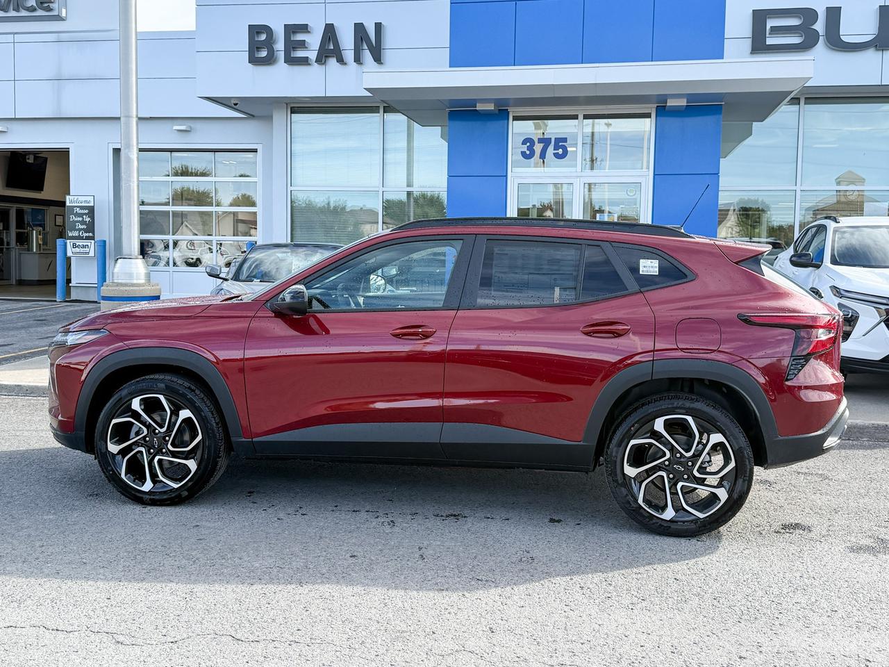 2025 Chevrolet Trax 2RS 1.2L 3 CYL WITH REMOTE START/ENTRY, HEATED SEATS, HEATED STEERING WHEEL, APPLE CARPLAY AND ANDROID AUTO Photo5