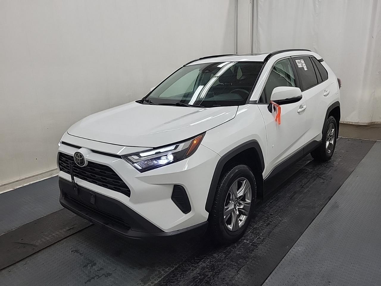 Used 2023 Toyota RAV4 XLE AWD | SUNROOF | ALLOYS | HTD STEERING for sale in Kitchener, ON