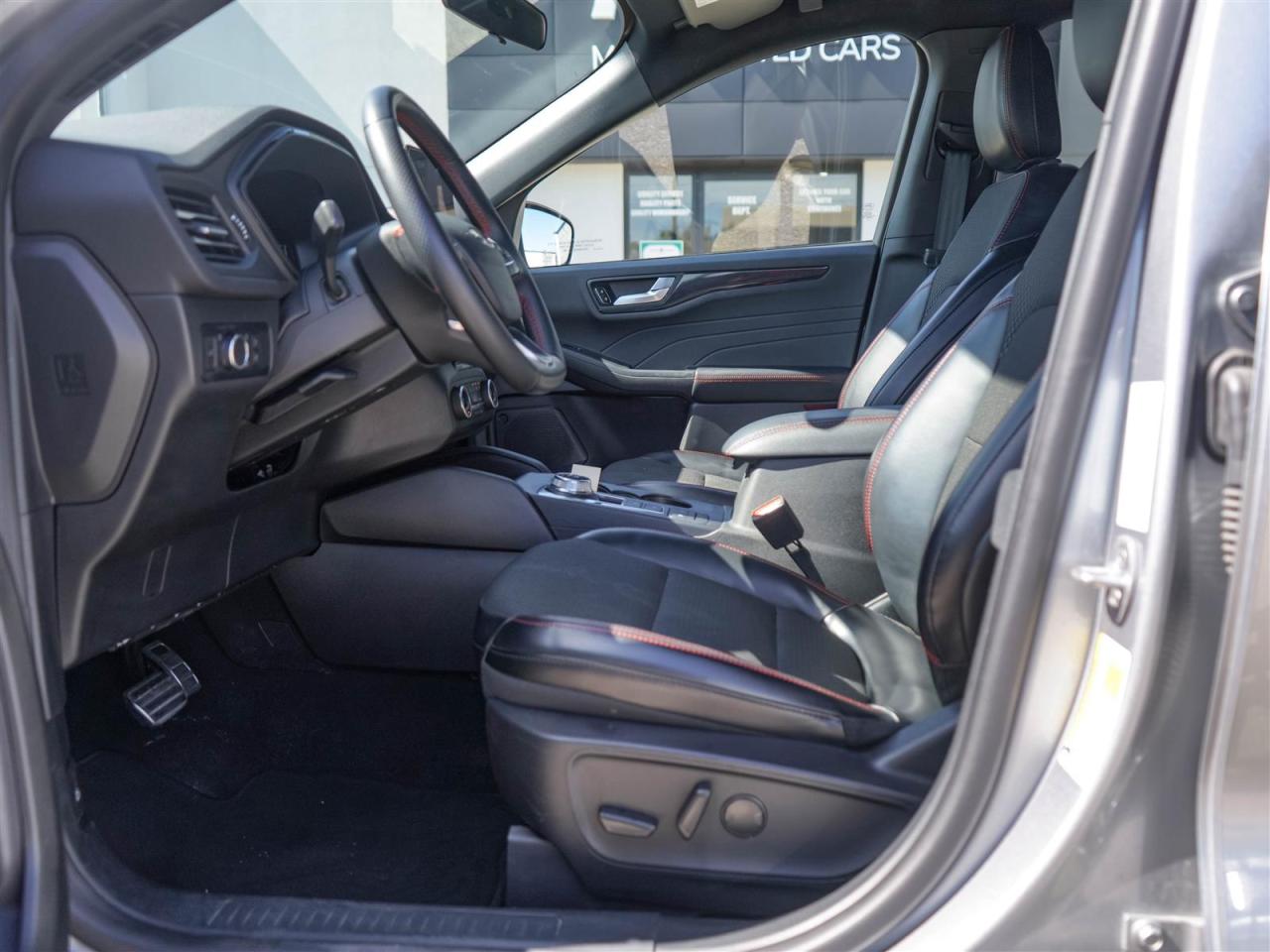 2024 Ford Escape ST-LINE AWD | LEATHER | BLIND | NO ACCIDENTS Photo