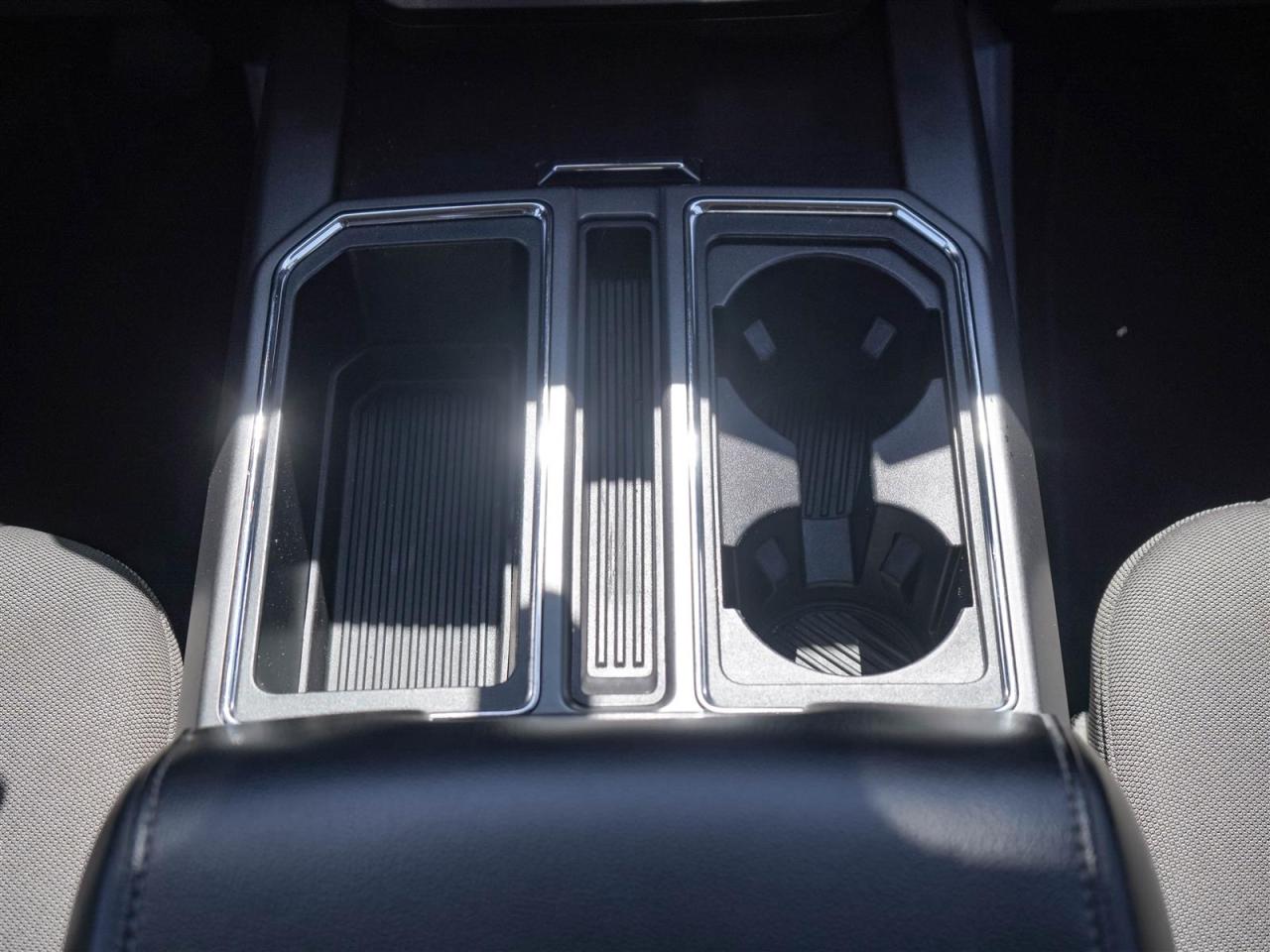 2020 Ford F-150 XLT CREW CAB 3.3L V6 4WD | 14 SERV REC | NO ACCIDENTS Photo