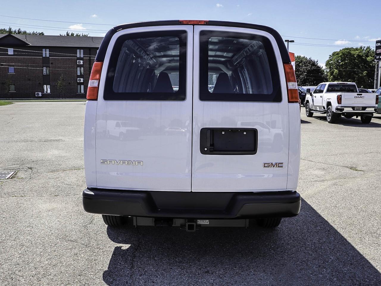 2025 GMC Savana Cargo Van BASE Photo3