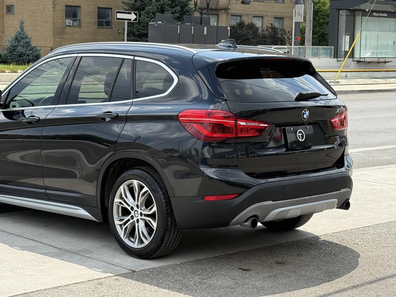 2017 BMW X1 | PREMIUM PKG | HEAD UP DISPLAY | PANO | LOADED Photo