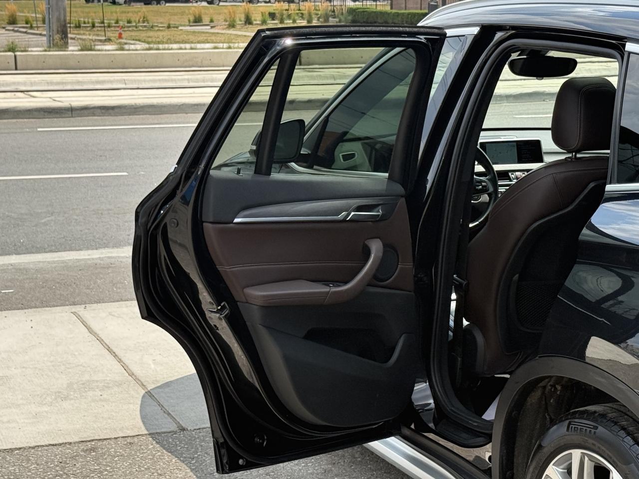 2017 BMW X1 | PREMIUM PKG | HEAD UP DISPLAY | PANO | LOADED Photo