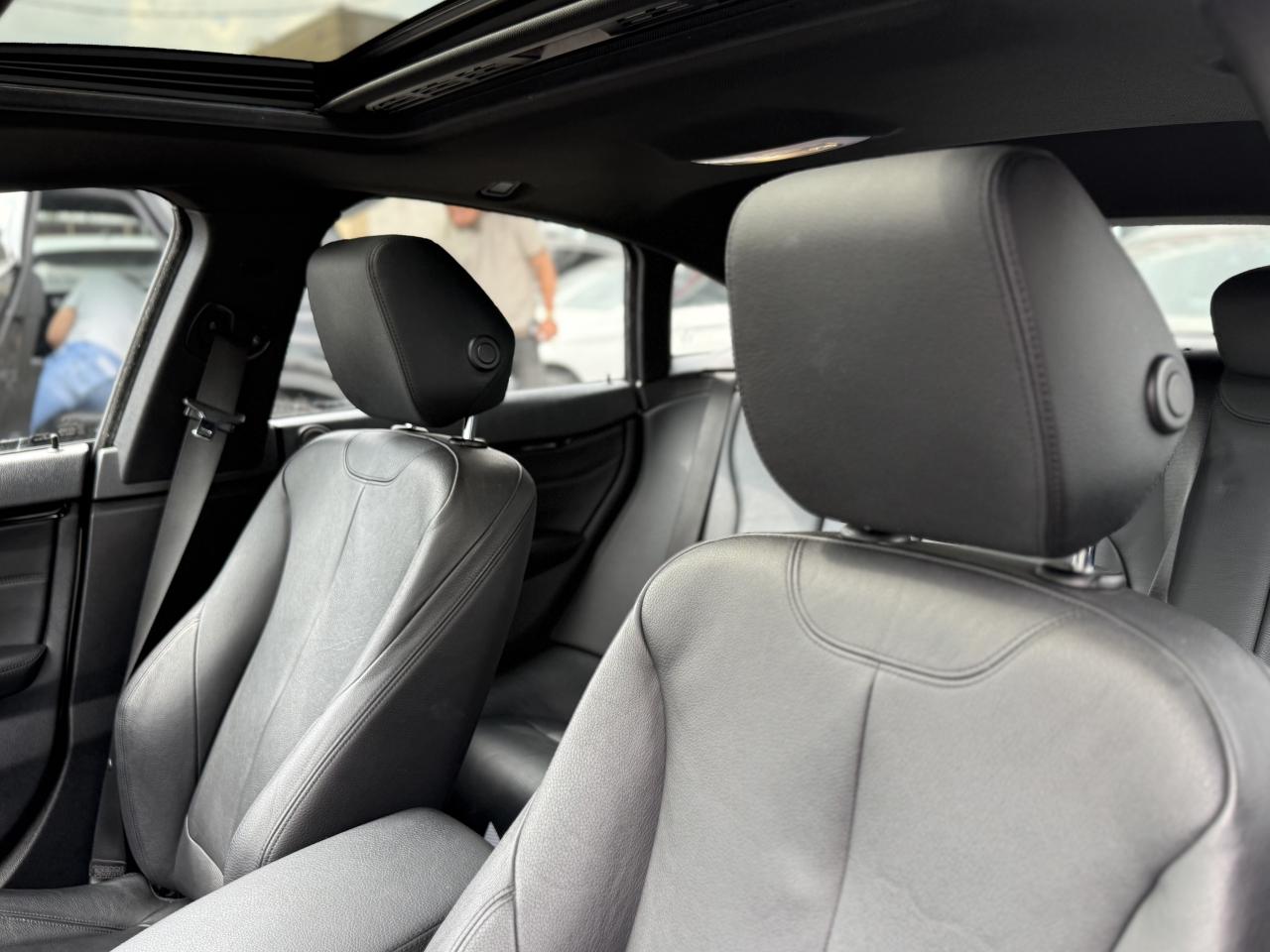 2019 BMW 4 Series 430i //M SPORT | SUNROOF | LOADED Photo